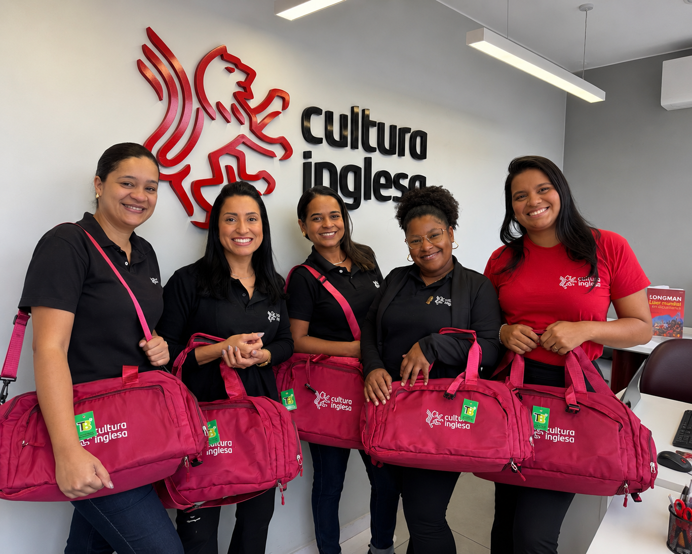 Equipe de vendas da Cultura Inglesa Itaboraí Centro